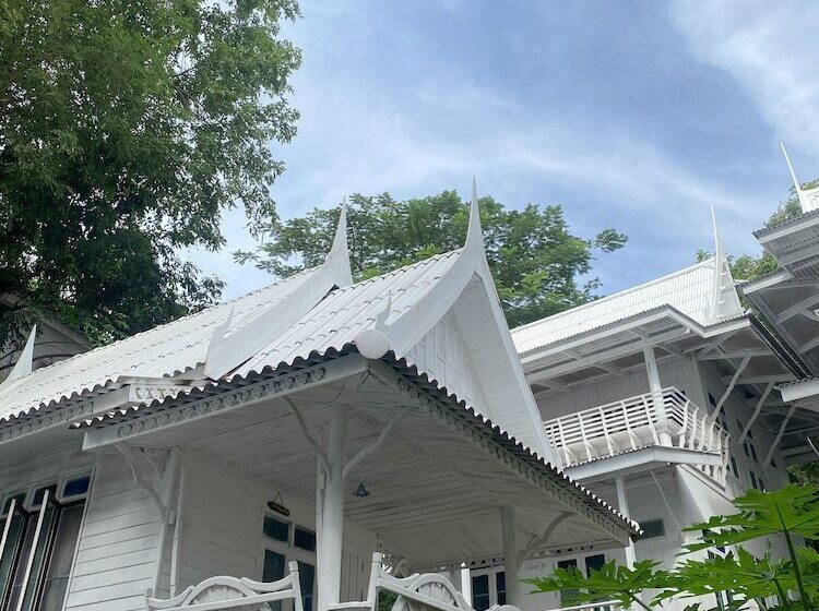 ホテル Banthaisangthain Resort