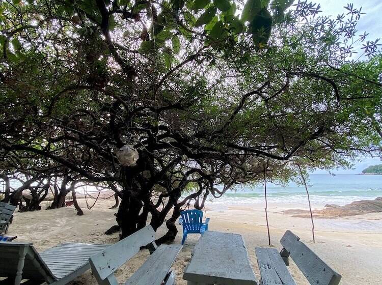 ホテル Banthaisangthain Resort