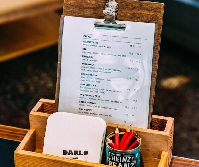 בית מלון כפרי Darlo Bar Darlinghurst