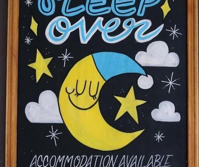 בית מלון כפרי Darlo Bar Darlinghurst