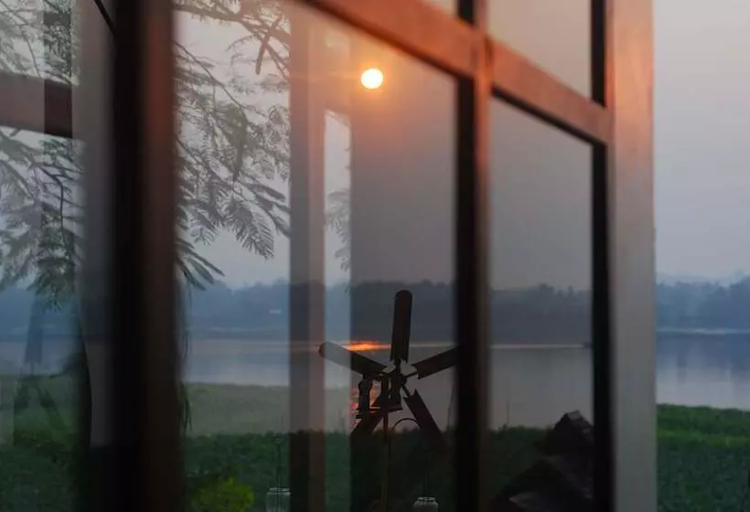 Hotel Gin's Maekhong View Resort & Spa