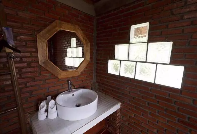 Hotel Gin's Maekhong View Resort & Spa