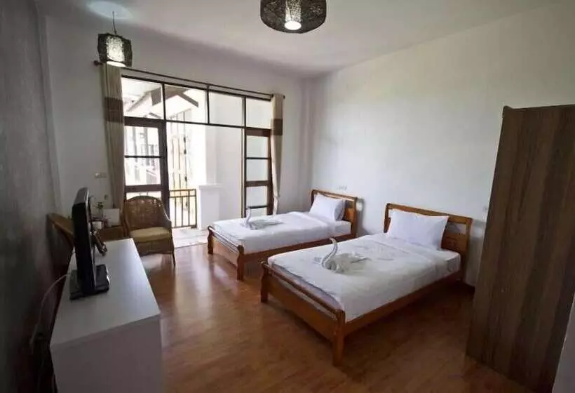 Hotel Gin's Maekhong View Resort & Spa