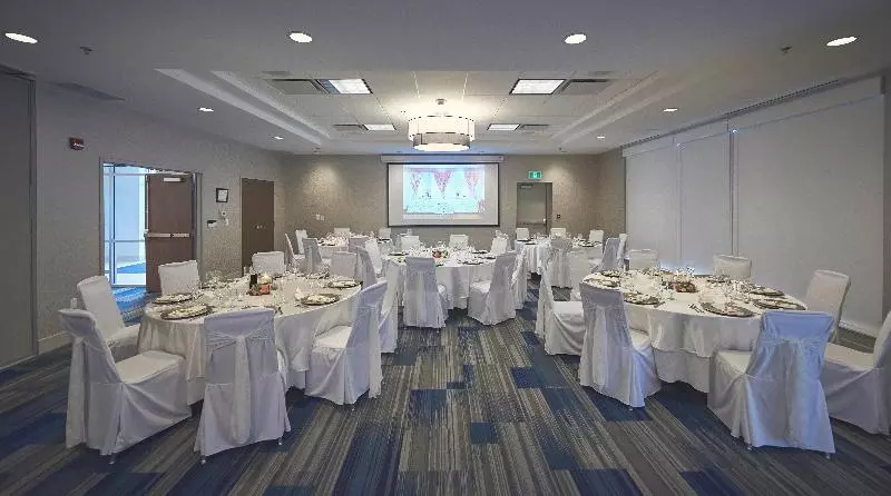 Hôtel Holiday Inn Express & Suites St. John S Airport, An Ihg