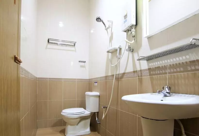 Hotel Ombak Inn Chalet