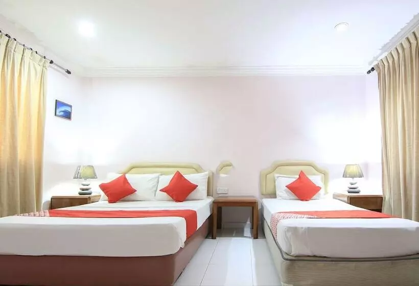 Hotel Ombak Inn Chalet