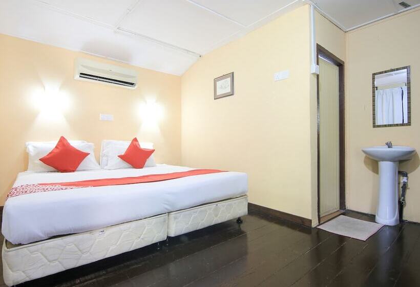 فندق Ombak Inn Chalet