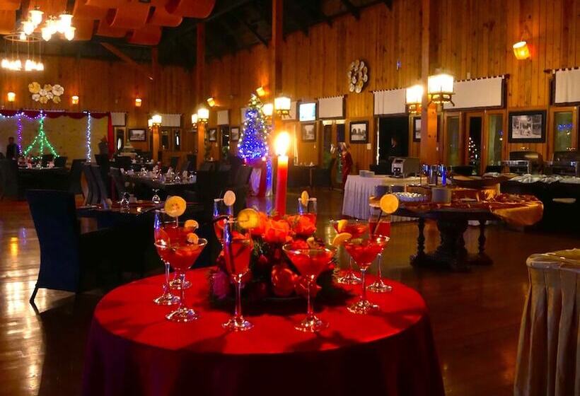 هتل Royal Nadi Resort