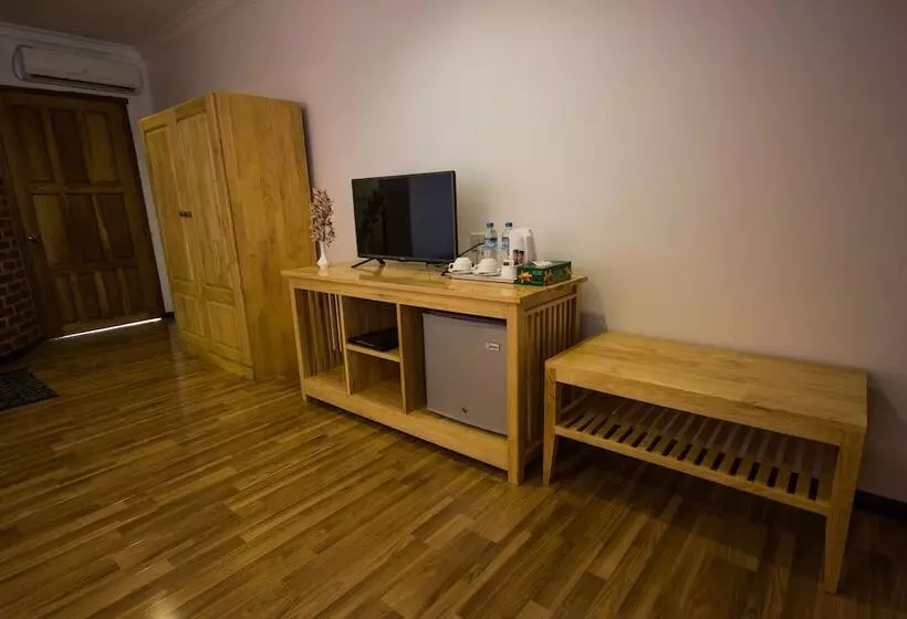 هتل Royal Nadi Resort