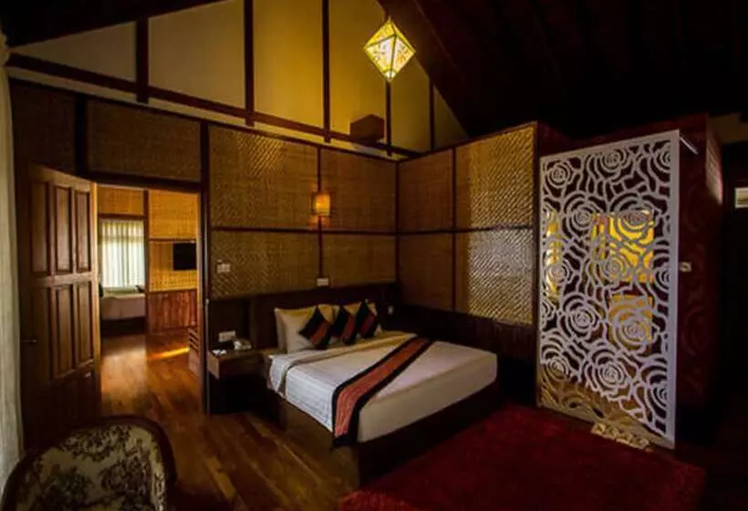 هتل Royal Nadi Resort