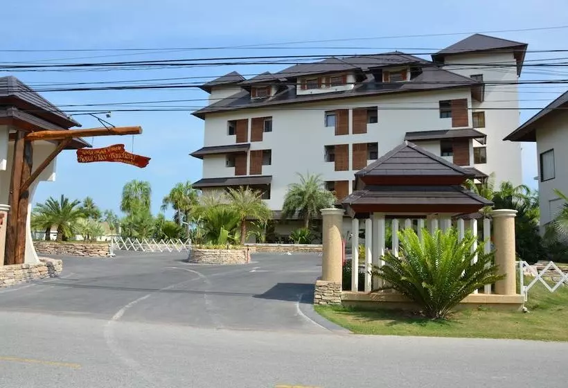 فندق Royal Place Banchang