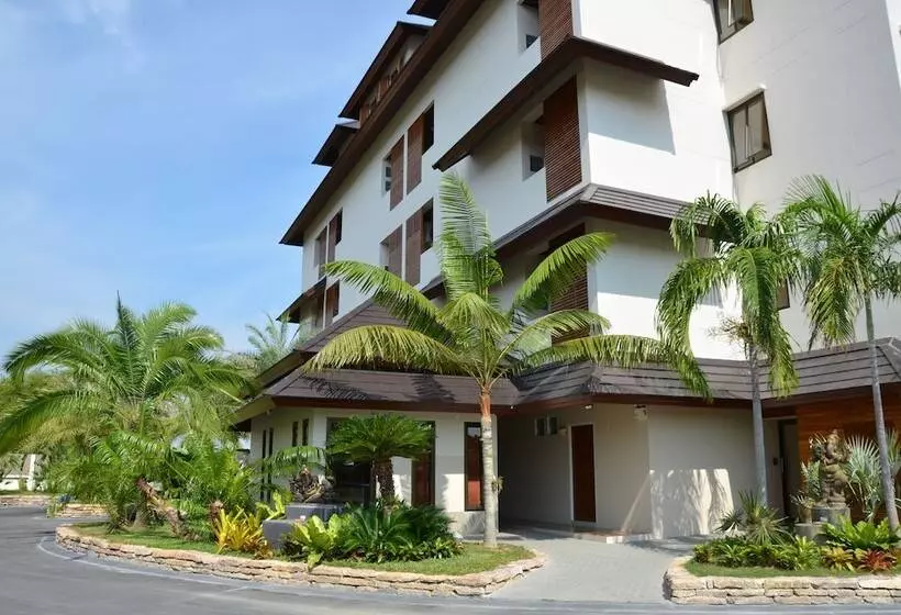 فندق Royal Place Banchang