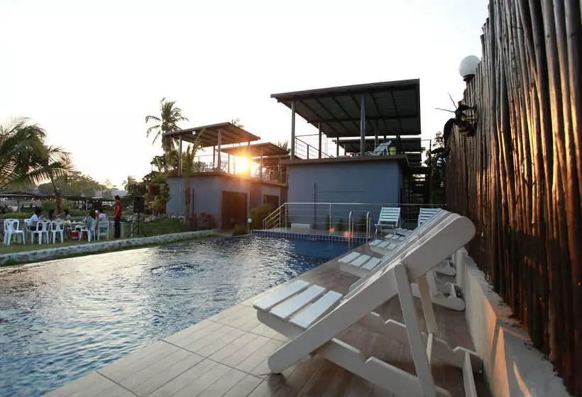 בית מלון כפרי Rublom Resort