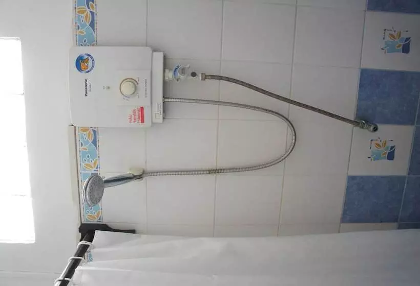 هتل Suksavanh River