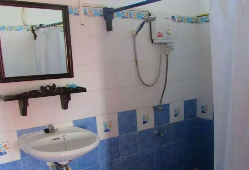 هتل Suksavanh River