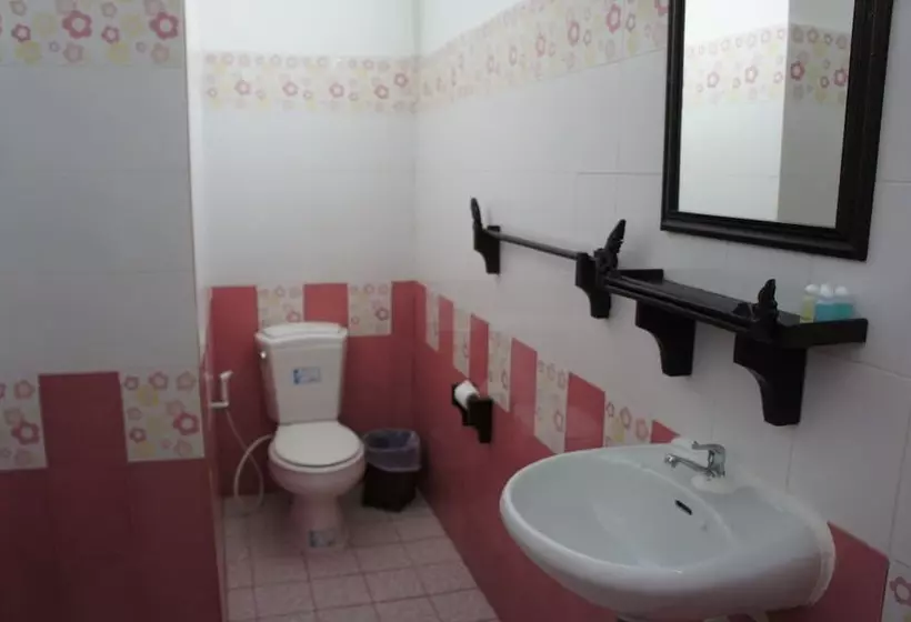 هتل Suksavanh River