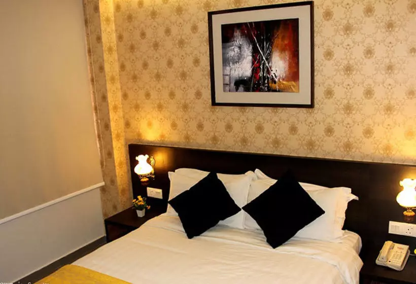 Hotel The Ninety Six Boutique