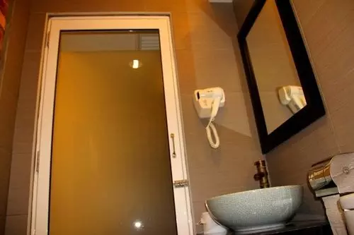 Hotel The Ninety Six Boutique