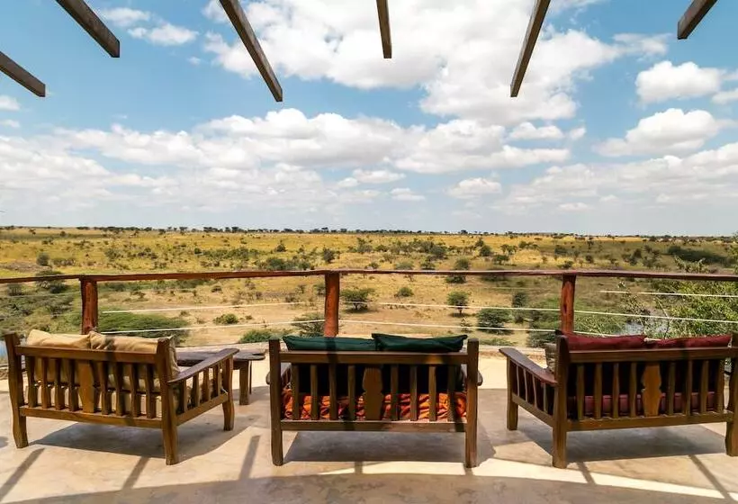 هتل Amani Mara Camp