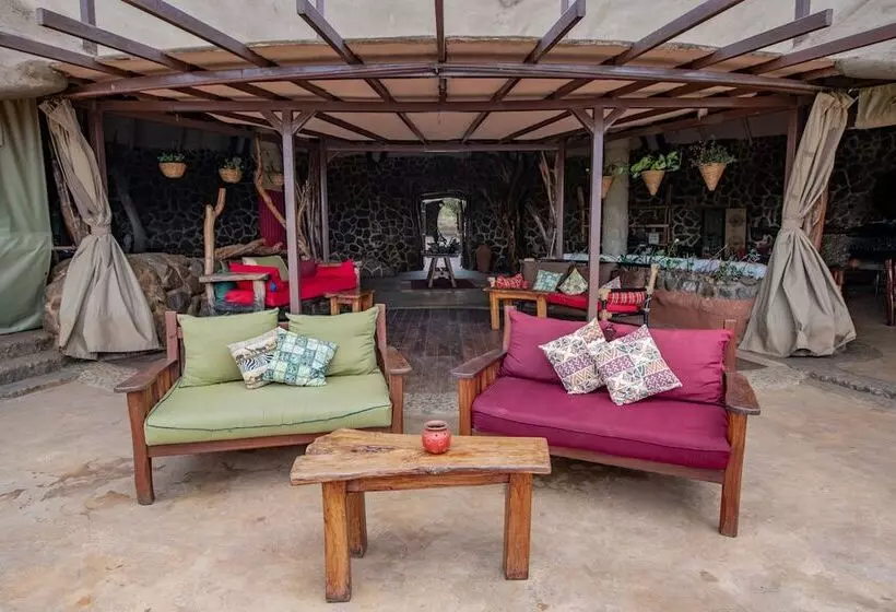 هتل Amani Mara Camp