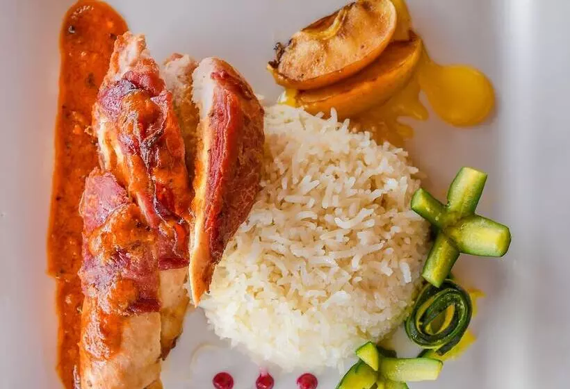 هتل Amani Mara Camp