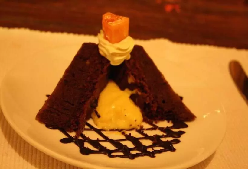 هتل Amani Mara Camp