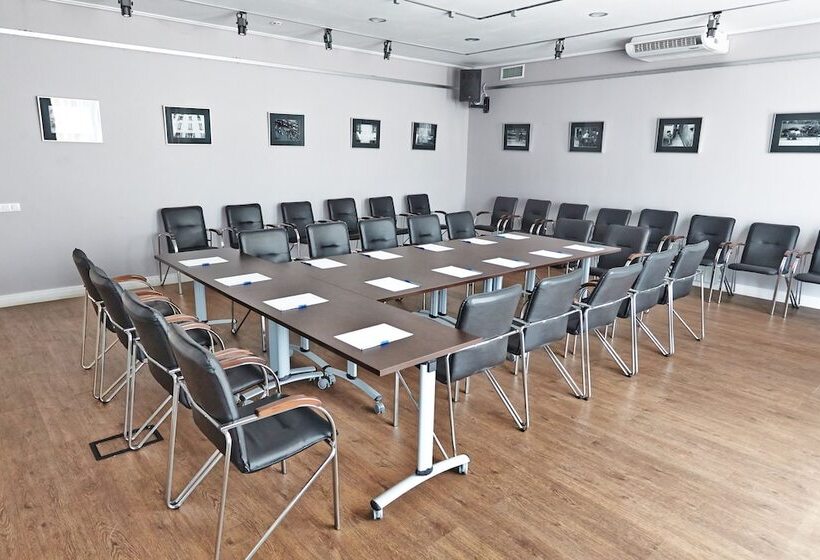 בית מלון כפרי Golden Ring