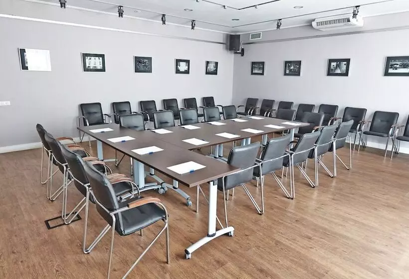 ホテル Golden Ring