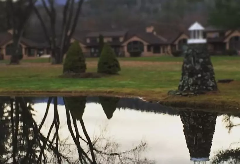 Hotelli Jack O Lantern Resort And Golf Course