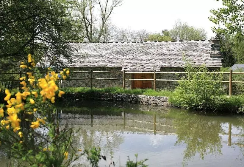 Hotelli Les Rives De L Arzon