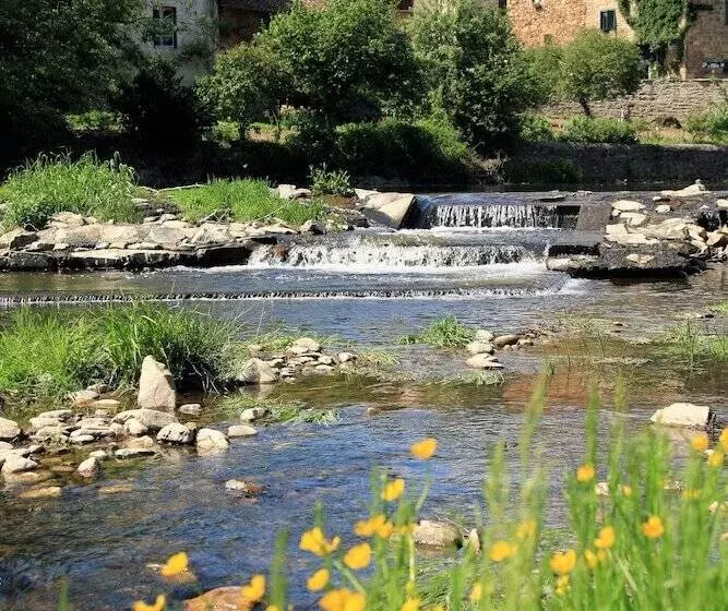 Hotelli Les Rives De L Arzon