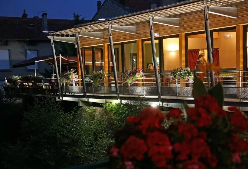 Hotelli Les Rives De L Arzon