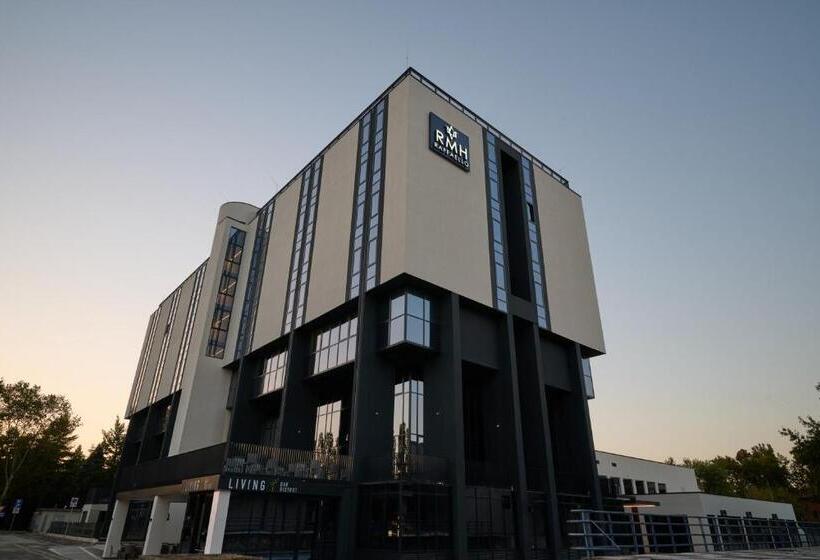 هتل Rmh Modena Raffaello