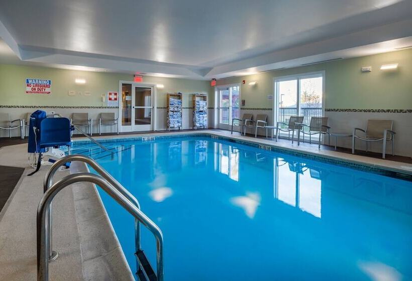 ホテル Springhill Suites Devens Common Center