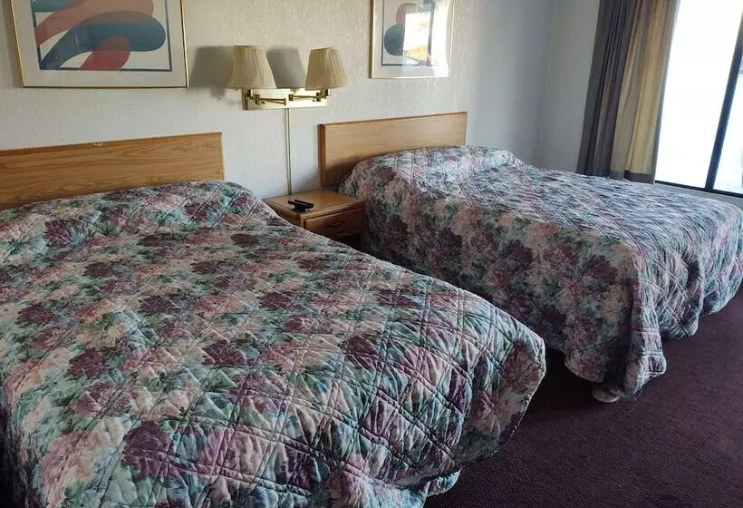 Hotelli Travel Inn Perrysburg