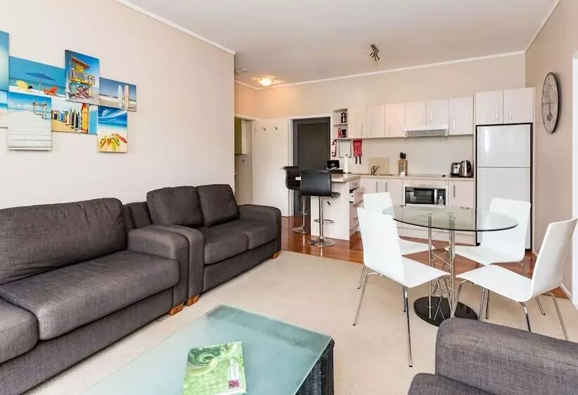 Bay Of Islands Holiday Apartments