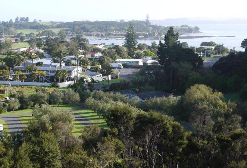 Bay Of Islands Holiday Apartments