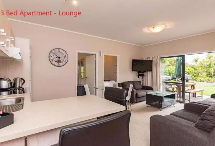 Bay Of Islands Holiday Apartments