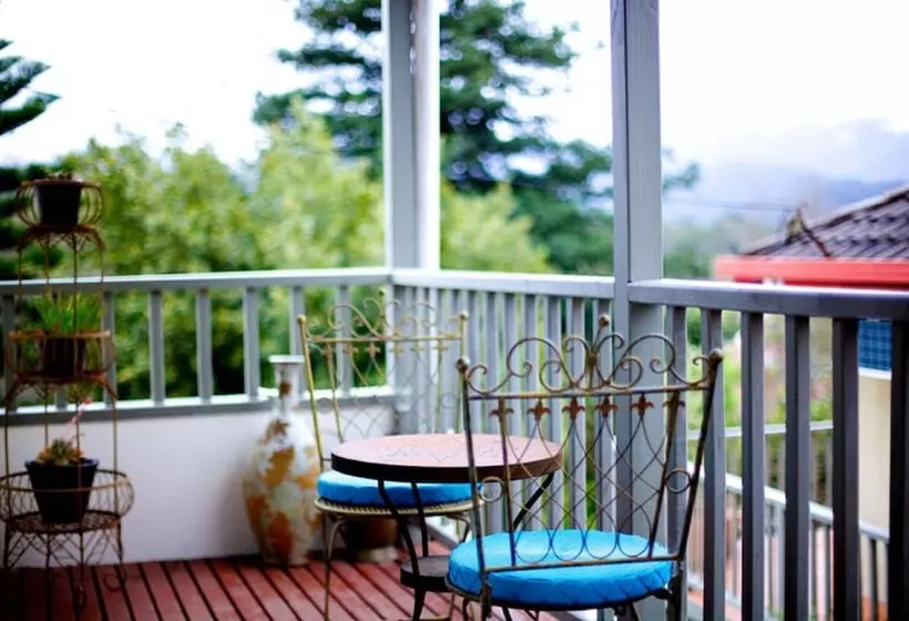 Healesville Apartments