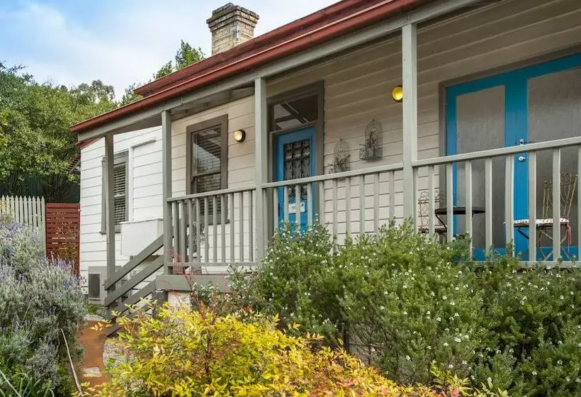 Healesville Apartments