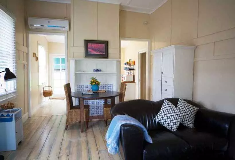 Healesville Apartments