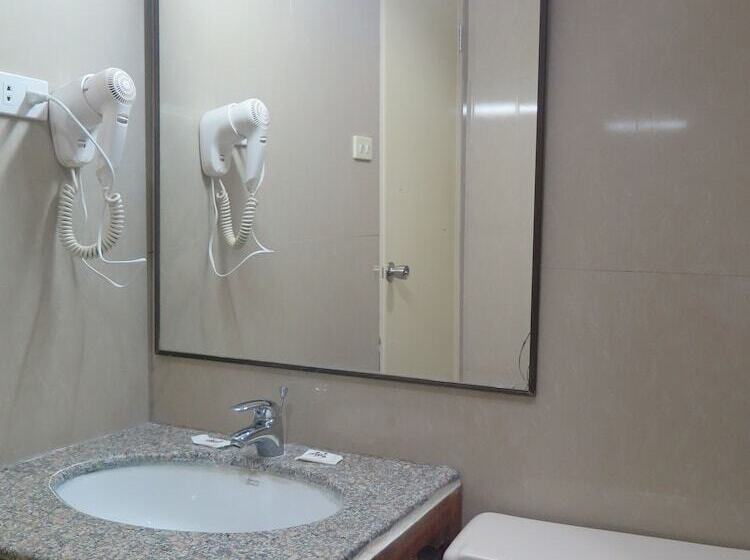 בית מלון כפרי Bohol La Roca