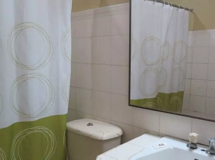 בית מלון כפרי Bohol La Roca