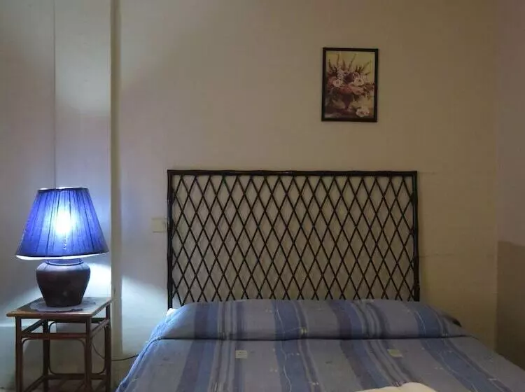 בית מלון כפרי Bohol La Roca