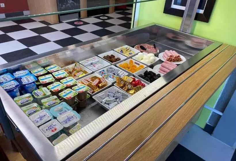 Enzo Hotels Nancy Frouard By Kyriad Direct