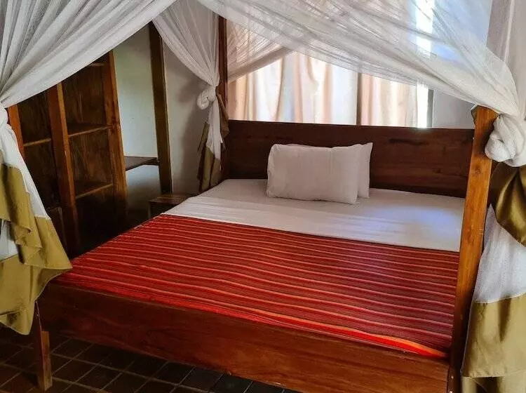 هتل Honey Badger Lodge