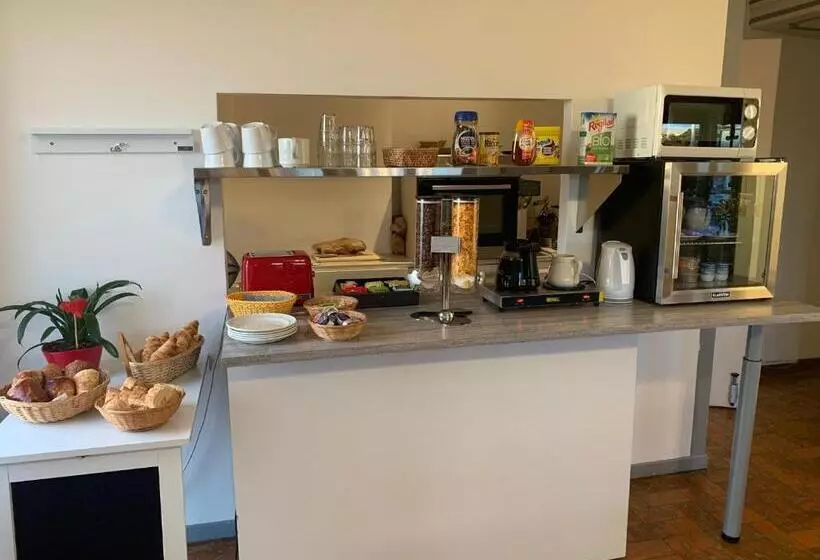 Hotel Hôtel Le Canetois