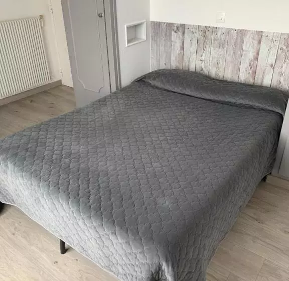 Hotel Hôtel Le Canetois