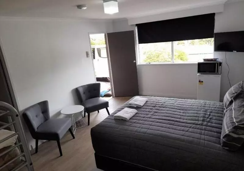 בית מלון כפרי Limestone Coast Tourist Park