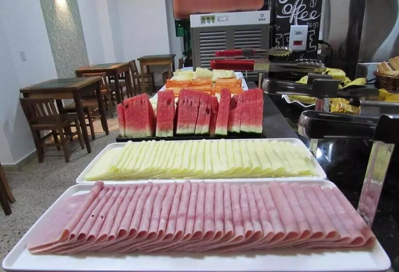 Отель Paramount   São Paulo   Próximo A 25 De Março, Brás E Bom Retiro Garanta Já Sua Hospedagem